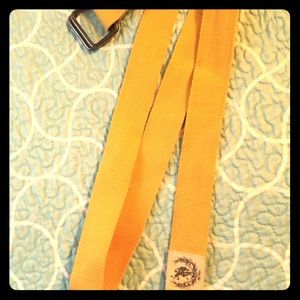 ⬇️ Yellow Polo Assn. Belt